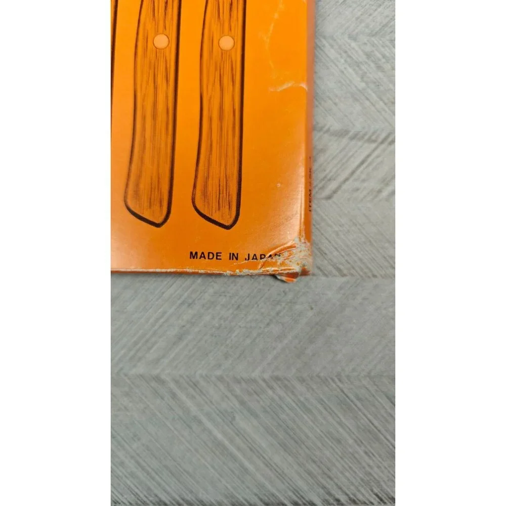 Champion Steak Knife Set of 4 Stainless Steel Blades Wood Handles Japan NEW